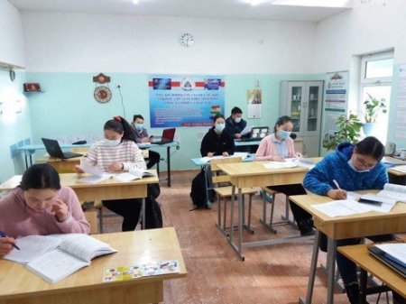 Ахлах ангийн 200 гаруй сурагч орос хэл, соёлын мэдлэгээ дээшлүүлжээ