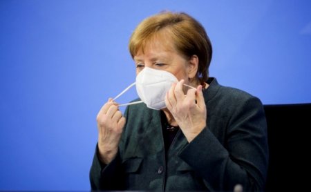 Ангела Меркель хөл хориог сунгахаа мэдэгджээ