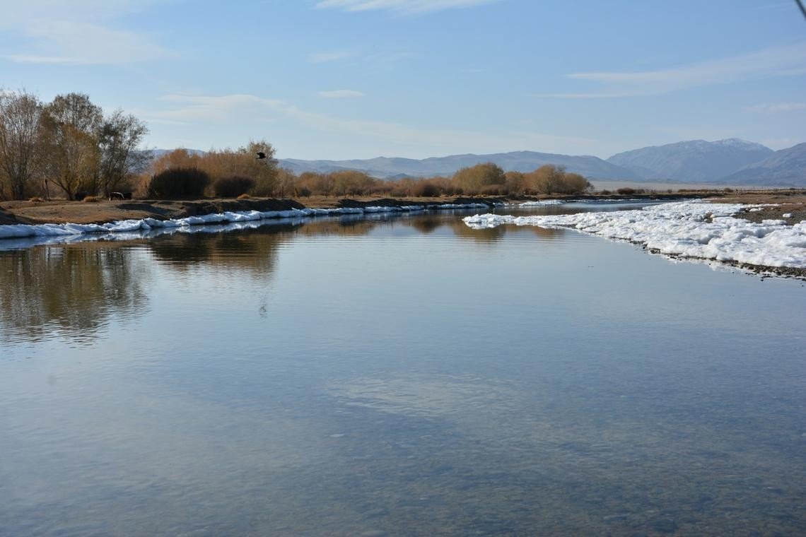 “Ховд” голын усны түвшин нэмэгдэж айлууд усанд автагдахаар болж байна