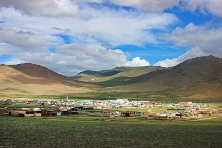 ХОВД: Дуут сум Монголын хамгийн өндөр цэгт оршдог