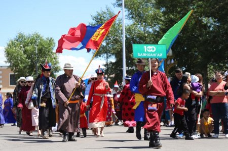 ТӨВ: “Төв түмний гоёл-2023” үндэсний хувцас, өв соёлоо сурталчлав