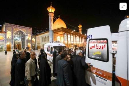 Ираны шиит шашны бунханд үйлдсэн халдлагад 8 хүн өртжээ
