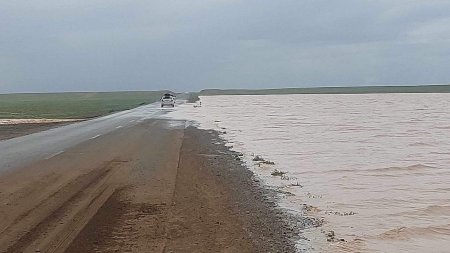 Даланзадгадаас Мандалговь чиглэлийн замын хөдөлгөөнийг түр хязгаарлалаа