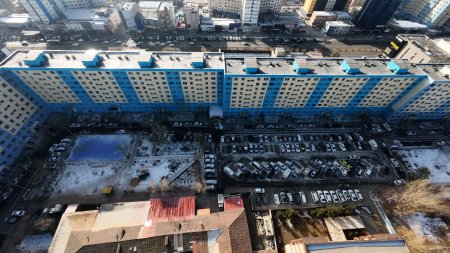 Баянгол дүүргийн 14 дүгээр хорооны 13Б, 13В байруудын фасад, дулаалга, дээврийн засварыг хийж дуусав