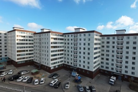 Баянгол дүүрэгт 44, 50 дугаар байрын фасад, дулаалга, дээврийг засварлажээ