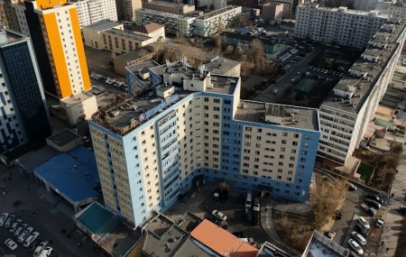 Орон сууцны фасад засварын ажил дууслаа