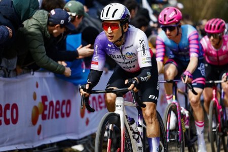 С.Жамбалжамц "Tour of Flanders"-д уралдсан анхны Монгол тамирчин боллоо