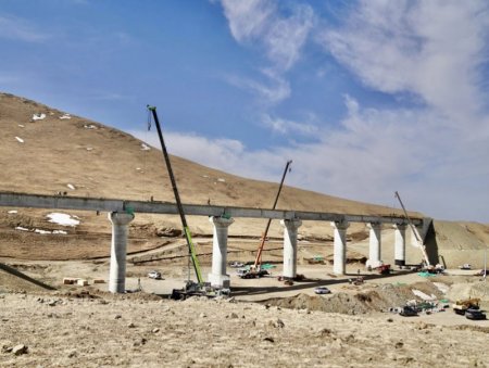 Багахангай-Хөшигийн хөндий чиглэлийн төмөр замын төслийн бүтээн байгуулалтыг эрчимжүүлнэ