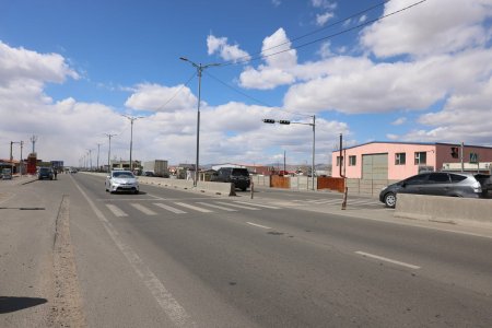 Дөрвөн жилийн өмнө ашиглалтад орсон Гачуурт-Налайх чиглэлийн авто зам дагуу ₮5.7 тэрбумаар явган хүний гурван гүүрэн гарц барина