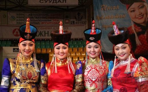 Ц.ЧУЛУУНЦЭЦЭГ НАР ААВДАА ЗОРИУЛАН ДУУ БҮТЭЭЖЭЭ