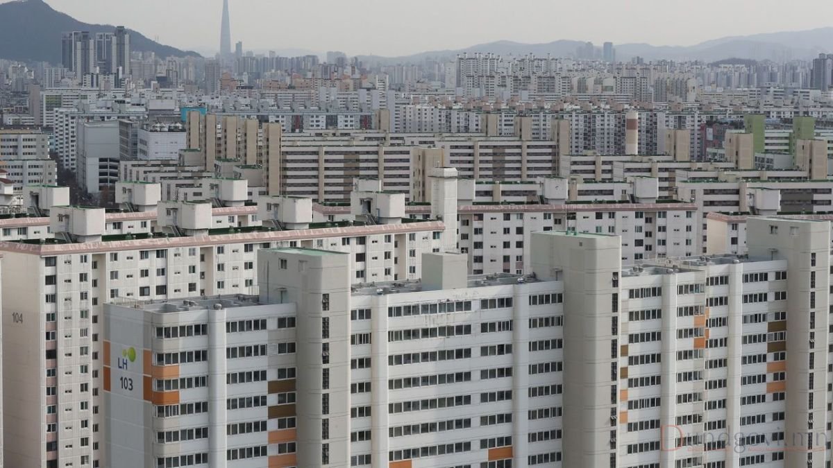 “Ганнамын монголчууд” ба гар зөрүүлсэн сайдуудаас ногдол ашгаа нэхье!