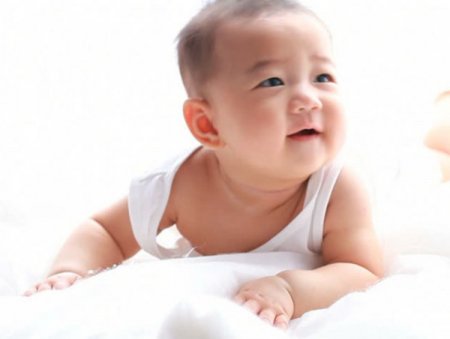 Хүүхэд төрүүлэх нь багасжээ