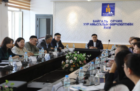 Сайдын зөвлөл шинэчилсэн бүрэлдэхүүнээрээ хуралдлаа