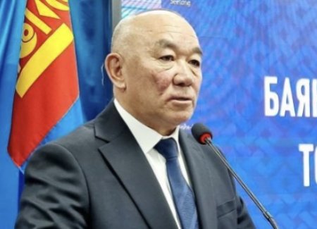 Баян-Өлгийн Засаг дарга Е.Зангар ирвэс агнасан хэргээр яллагдагчаар татагджээ