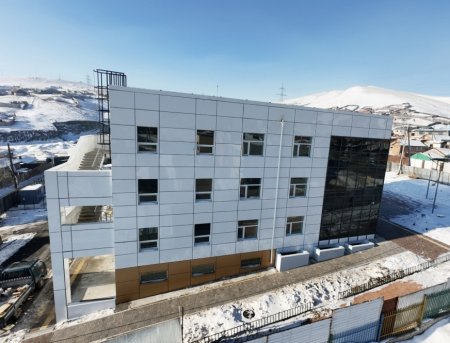 Чингэлтэй дүүргийн 22-р хороонд өрхийн эмнэлэг, цагдаагийн хэсэгтэй цогцолбор барилгыг ашиглалтад оруулжээ