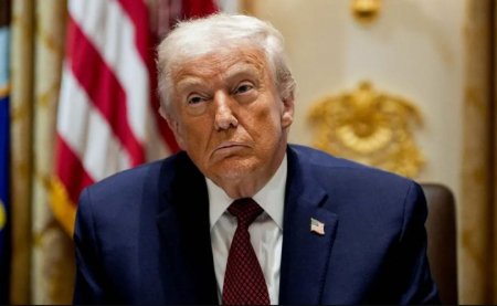 Трамп Канад улсад 100 хувь тариф тогтооно гэж анхааруулав