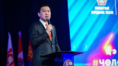 Авлигачдыг МАН-аас хөөх нь 3,4-н хүнд халтай ч 3.5 сая Монголчуудын эрх ашигт нийцнэ